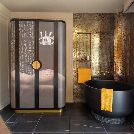 Upon Angels - Adults Only 4*