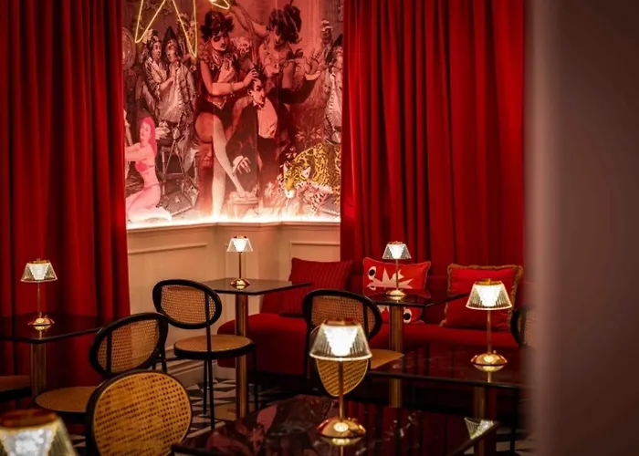 Upon Angels - Adults Only Лиссабон