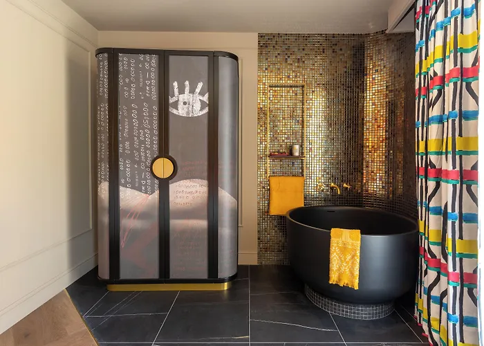 Upon Angels - Adults Only 4*